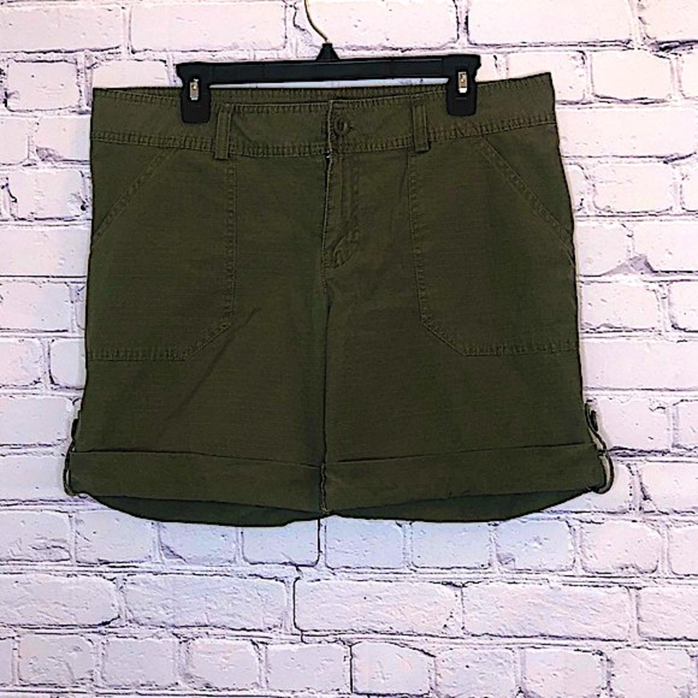 Tex by Max Azria Army Green Utility Shorts